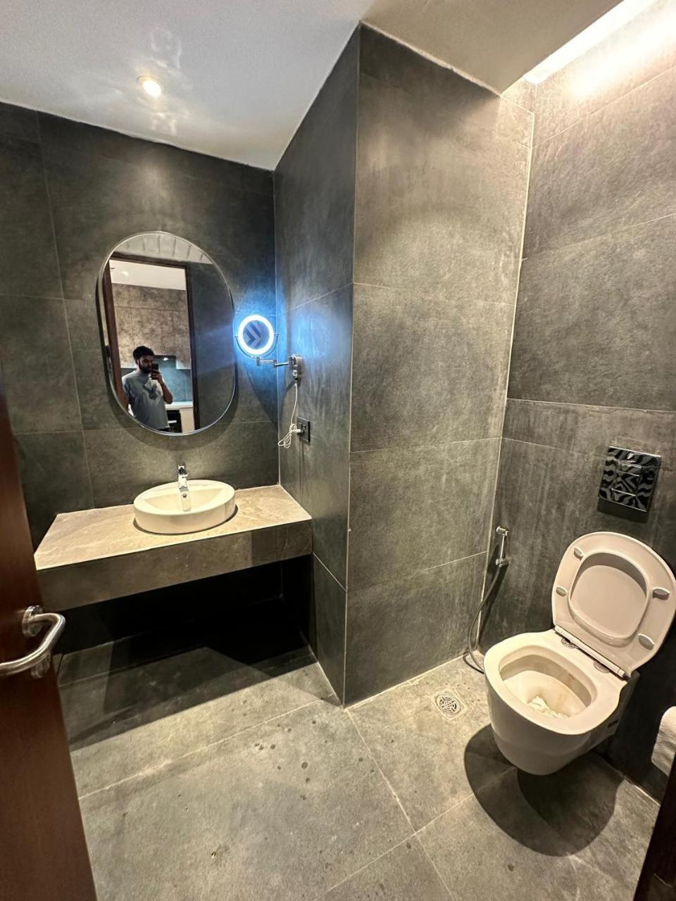 الشقق الفندقية غازي أبادفي  Urban Abodes المظهر الخارجي الصورة